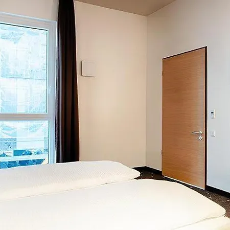 City-west 3*